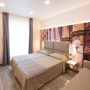 Sempione Otel