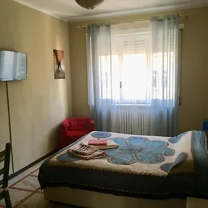Bed & Breakfast Lotus, Milan