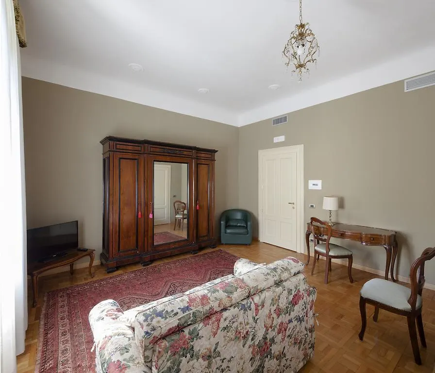 Ekoliving Bed & Breakfast Milano 3*,