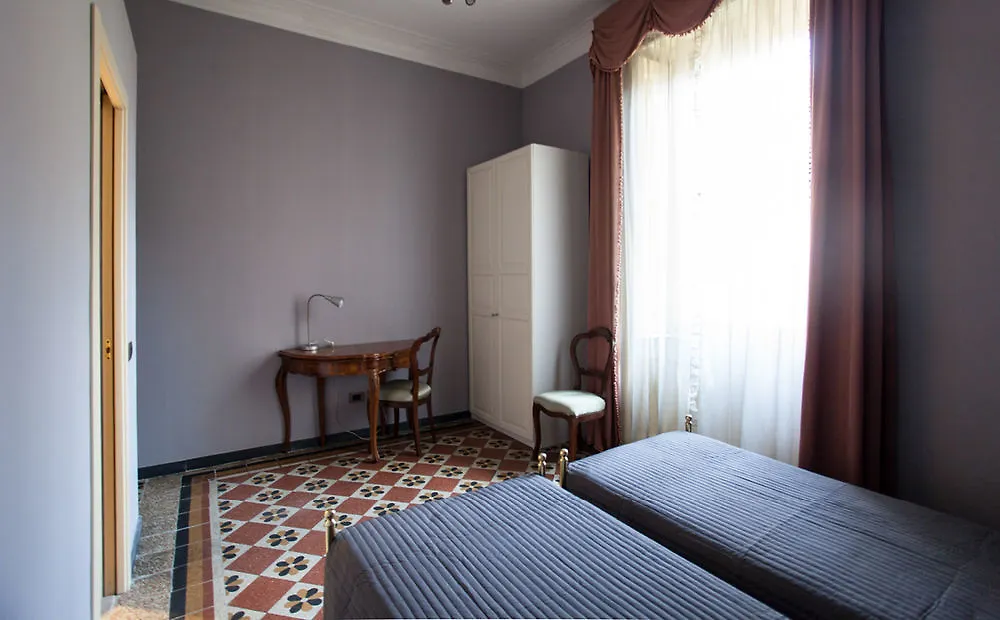Ekoliving Bed & Breakfast Milano 3*,  İtalya